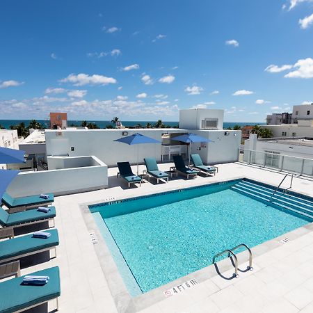 Penguin Hotel Маями Бийч Екстериор снимка